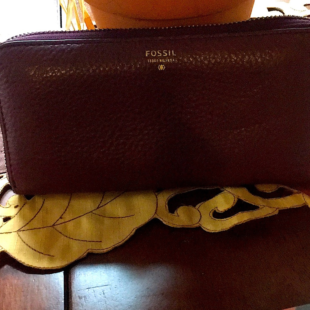 Fossil long wallet